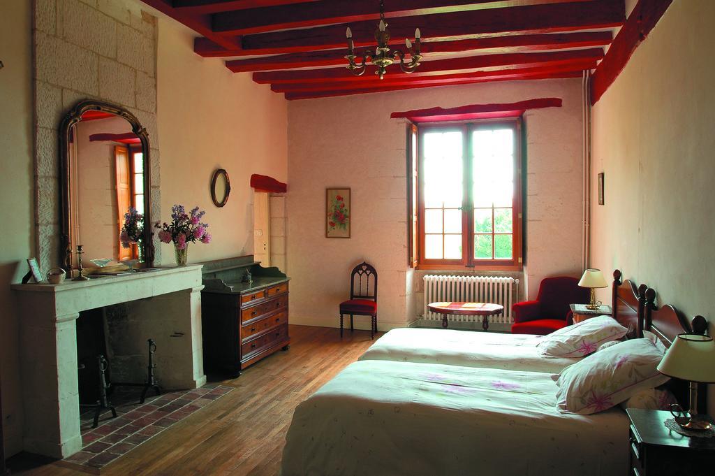 Chateau De La Noblaye Lemere Room photo
